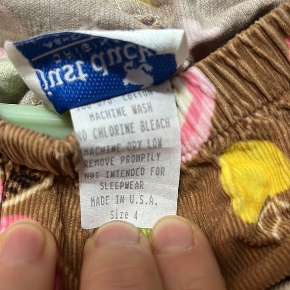 Apple pants! Corduroy with ruffle trim at ankle - Picture 3 of 4